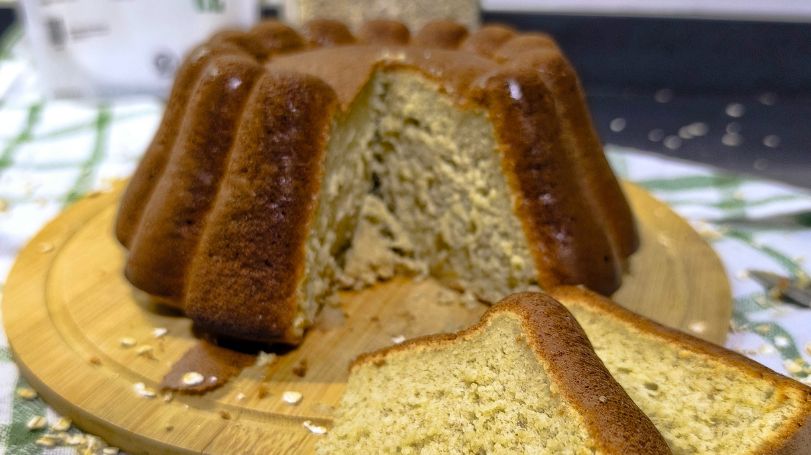 Bundt Cake de Avena y Miel