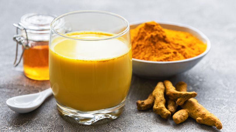 Cúrcuma Chai Latte: beneficios y cómo tomar la Golden Milk