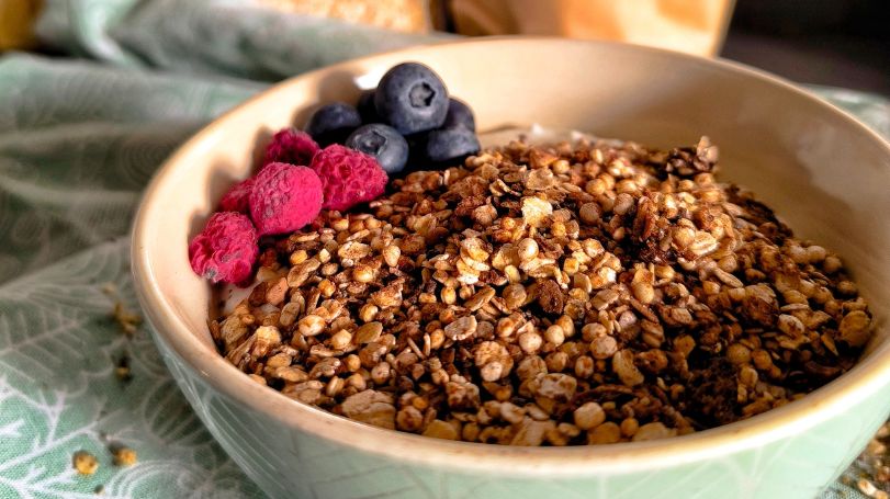 Protein muesli bowl