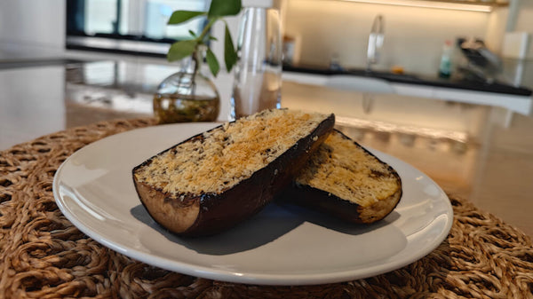 Receta de berenjena rellena con levadura sabor ajo y parmesano